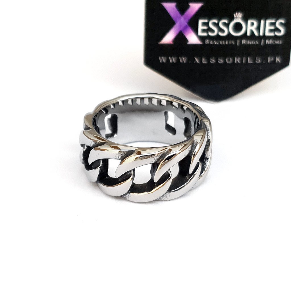 Linked Ring - Xessories